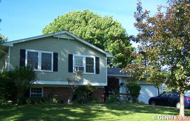 8 Edgeware Road Chili, NY 14624 - Photo 1 of 1 Exterior Front