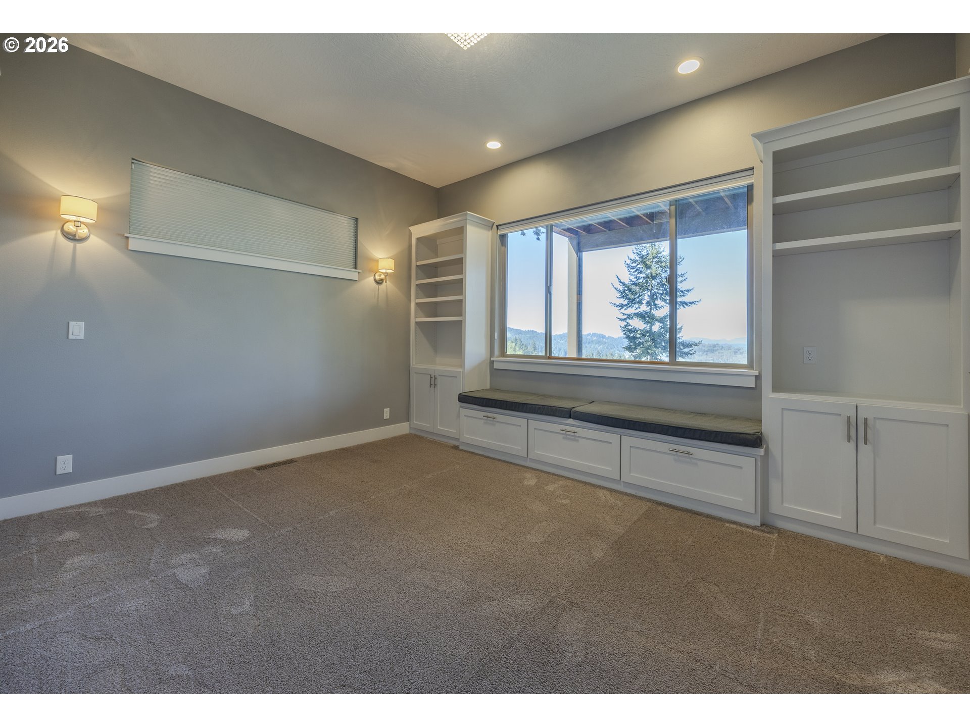 4048 Eagle View Drive Eugene, OR 97405 - Photo 34 of 48 a view of an empty room with a window