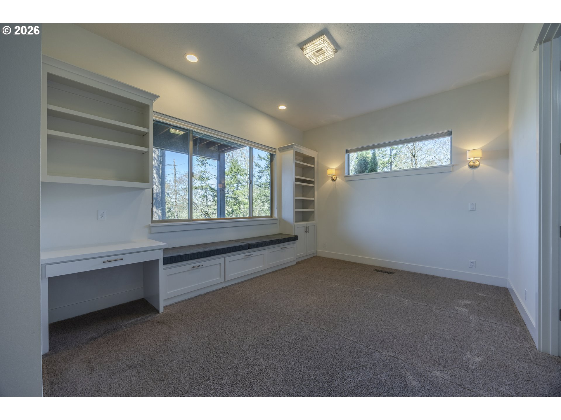 4048 Eagle View Drive Eugene, OR 97405 - Photo 38 of 48 a view of an empty room with a window
