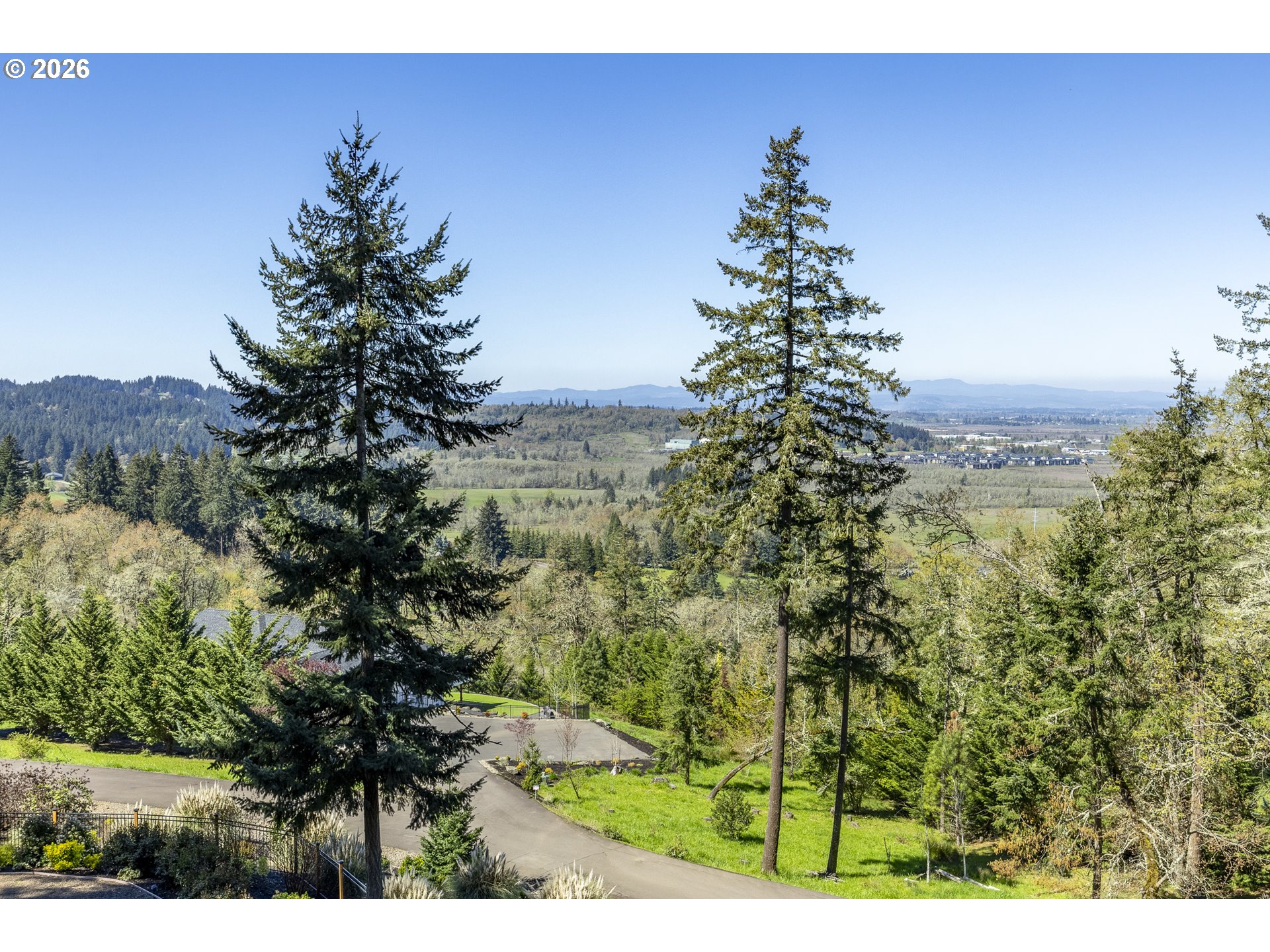 4048 Eagle View Drive Eugene, OR 97405 - Photo 43 of 48