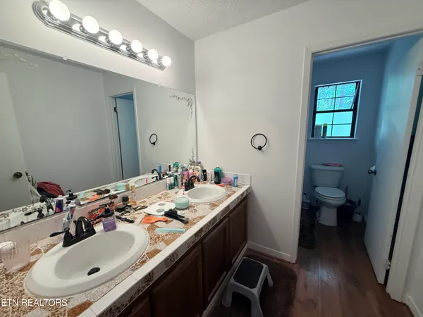 $259,900 | 549 Yellow Cliff Estates Road, Jamestown, TN 38556