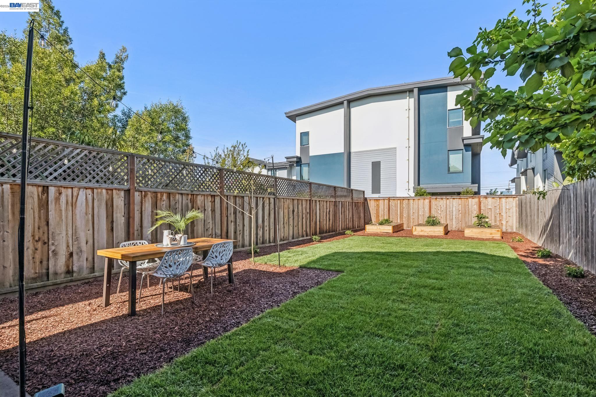 2431 Linden Street Oakland, CA 94607 - Photo 16 of 43