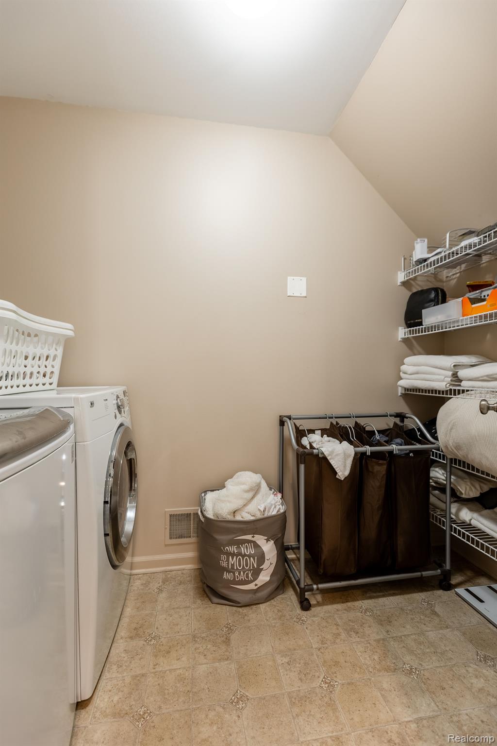 45709 Rathmore Drive Macomb, MI 48044 - Photo 20 of 22