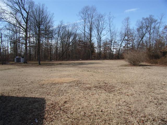350 Stevenson Circle Tennessee Ridge, TN 37178 - Photo 3 of 16 Great lot for children - or - a garage if needed.