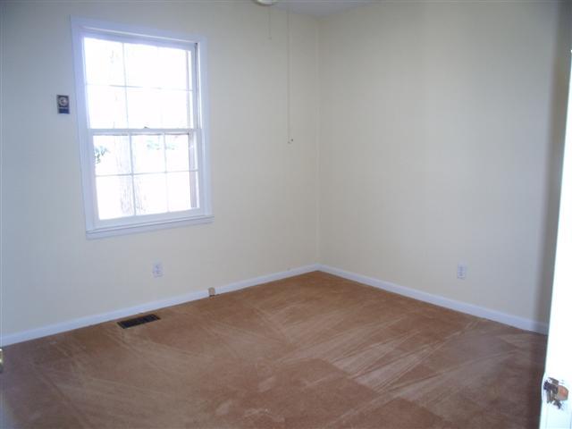 350 Stevenson Circle Tennessee Ridge, TN 37178 - Photo 9 of 16 Bedroom #2.