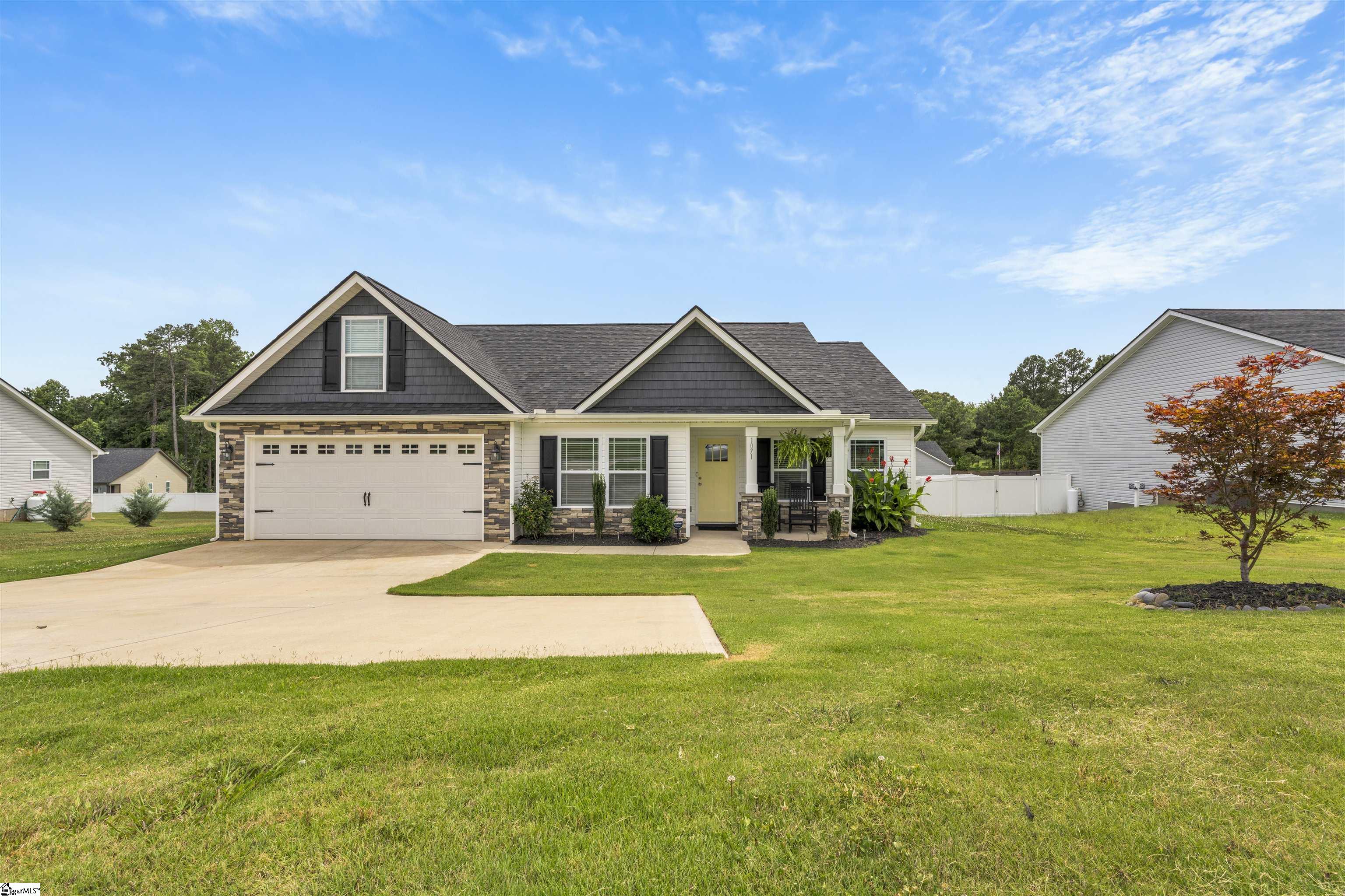 1071 State Rd S-42-770 Inman, SC 29349 - Photo 2 of 30