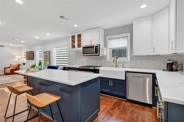 $3,500 | 3816 Collinwood Avenue, Fort Worth, TX 76107