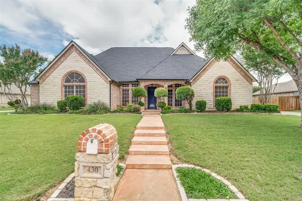 $543,000 | 430 Valley View Court, Aledo, TX 76008
