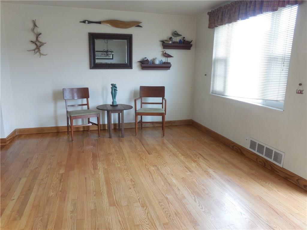 163 Castle Road Pittsburgh, PA 15234 - Photo 2 of 21 Gallery Image 2