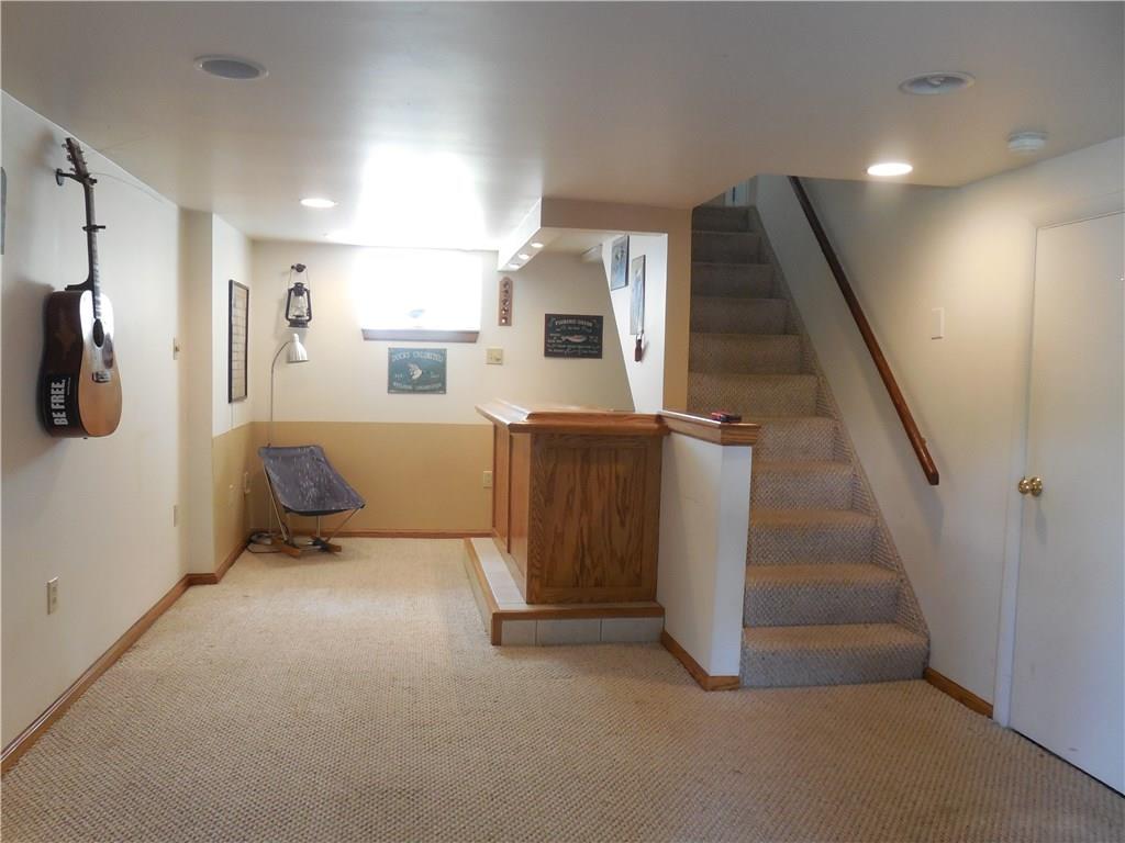 163 Castle Road Pittsburgh, PA 15234 - Photo 15 of 21 Gallery Image 15
