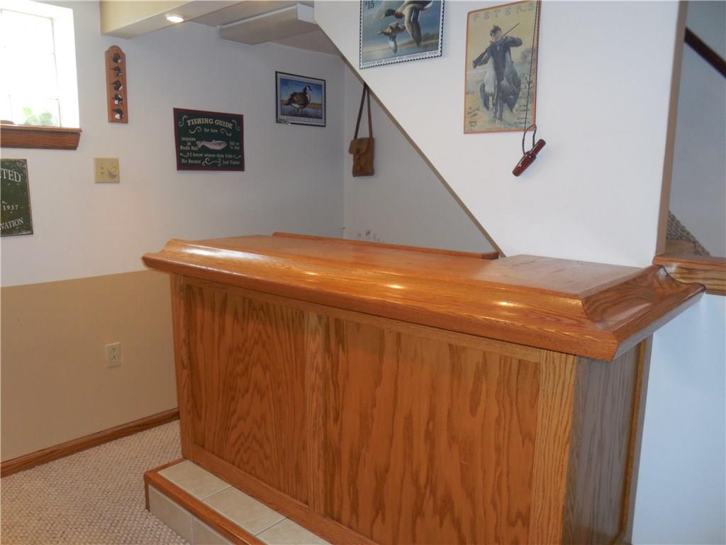 163 Castle Road Pittsburgh, PA 15234 - Photo 17 of 21 Gallery Image 17