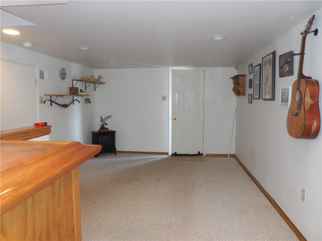 163 Castle Road Pittsburgh, PA 15234 - Photo 19 of 21 Gallery Image 19