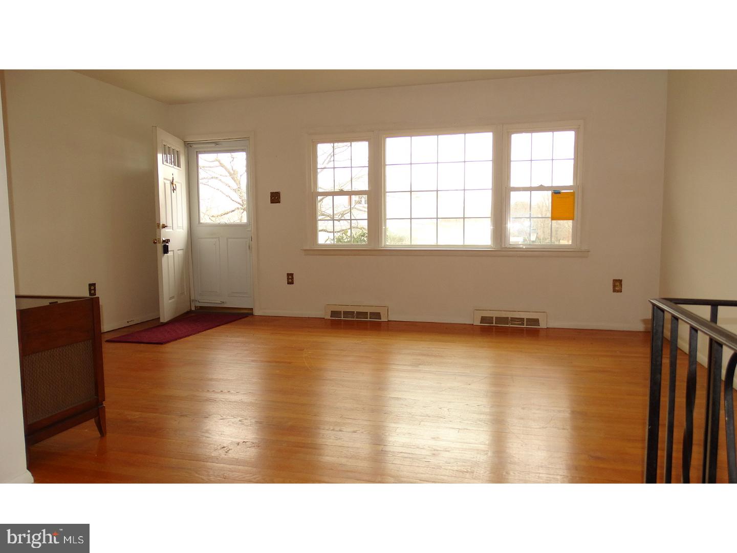 1709 Hampton Road Bethlehem, PA 18020 - Photo 3 of 21 Gallery Image 3