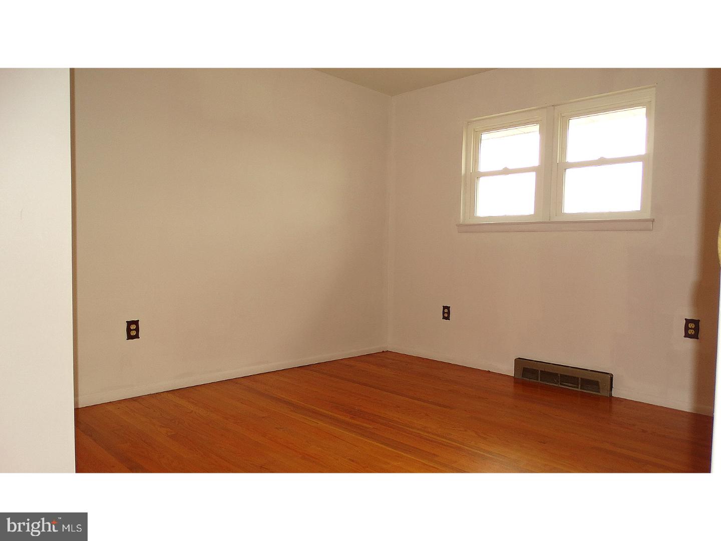 1709 Hampton Road Bethlehem, PA 18020 - Photo 8 of 21 Gallery Image 8