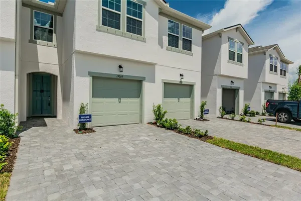 $2,500 | 19309 Blue Pond Drive, Lutz, FL 33558
