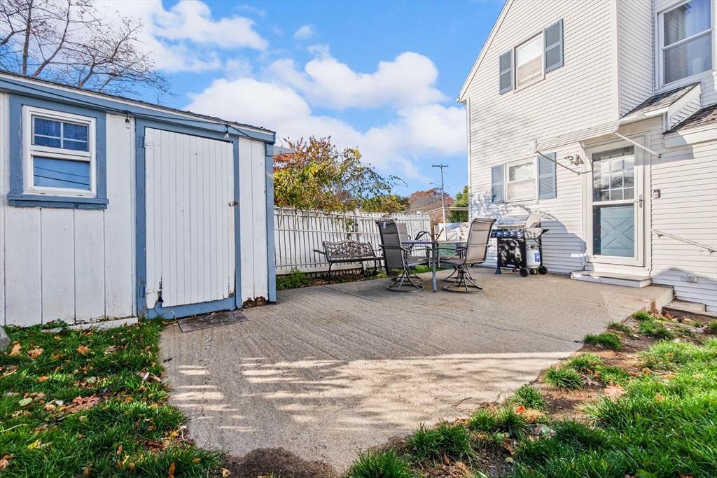 65 Poplar Street Gloucester, MA 01930 - Photo 20 of 23