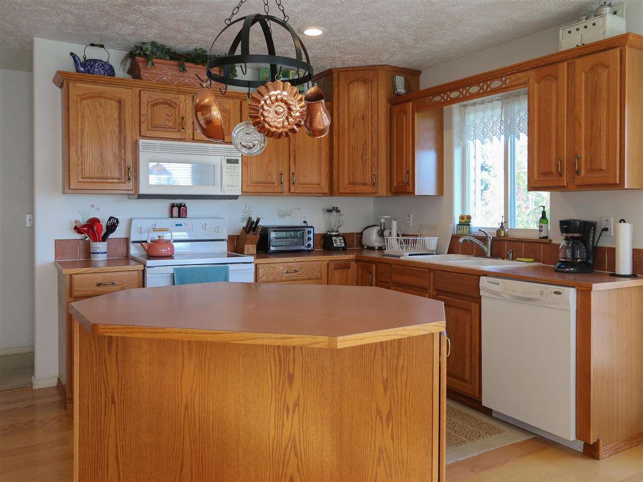 38210 North Sheets Road Elk, WA 99009 - Photo 9 of 20