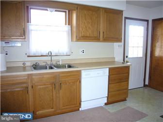 89 Glassboro Road Monroeville, NJ 08343 - Photo 5 of 12