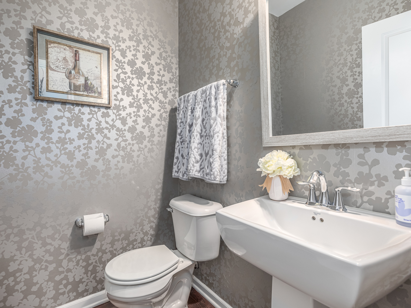102 Lexington Lane Rolling Meadows, IL 60008 - Photo 15 of 37