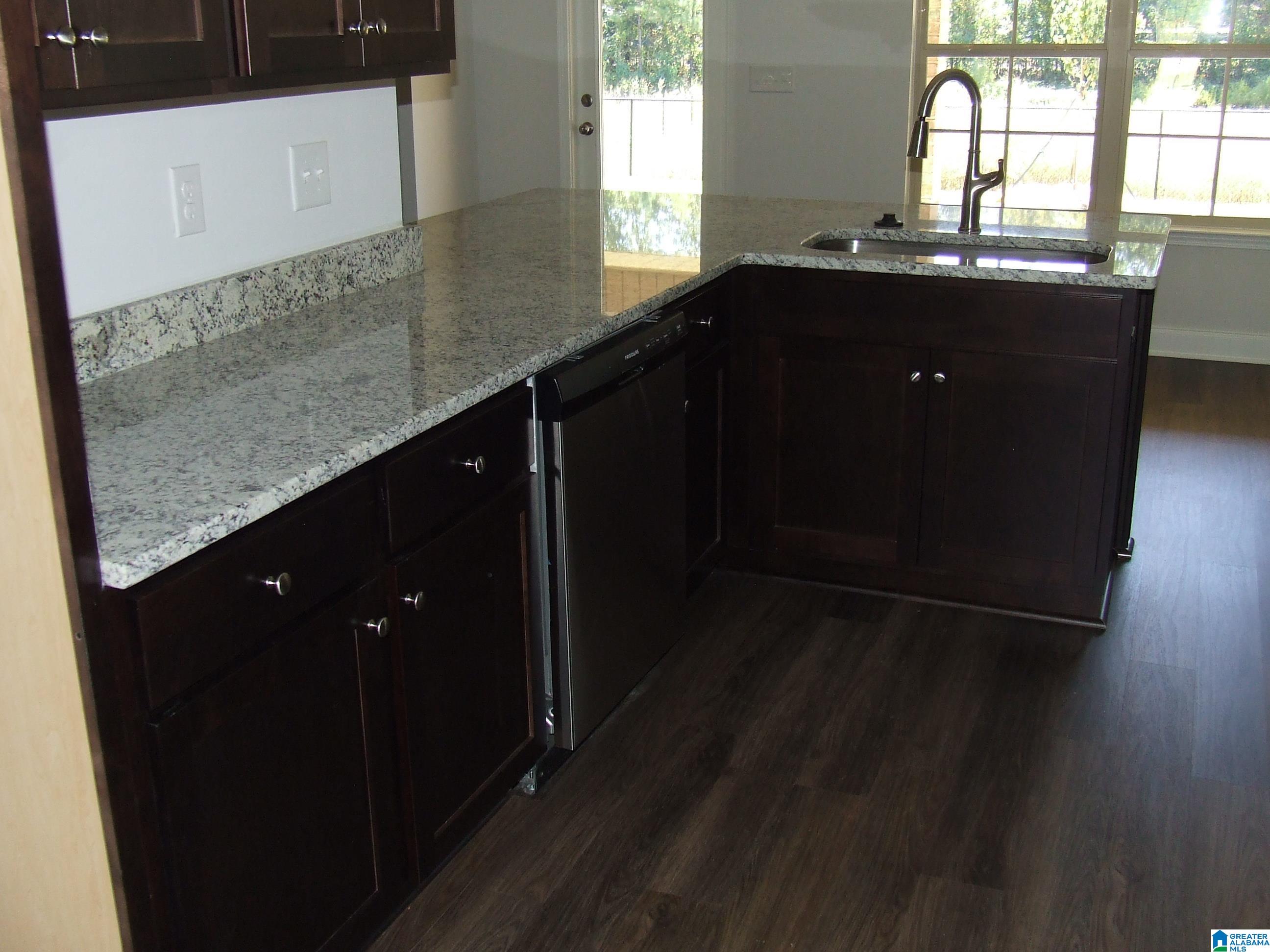 205 Dawsons Cv Drive Alabaster, AL 35007 - Photo 16 of 30
