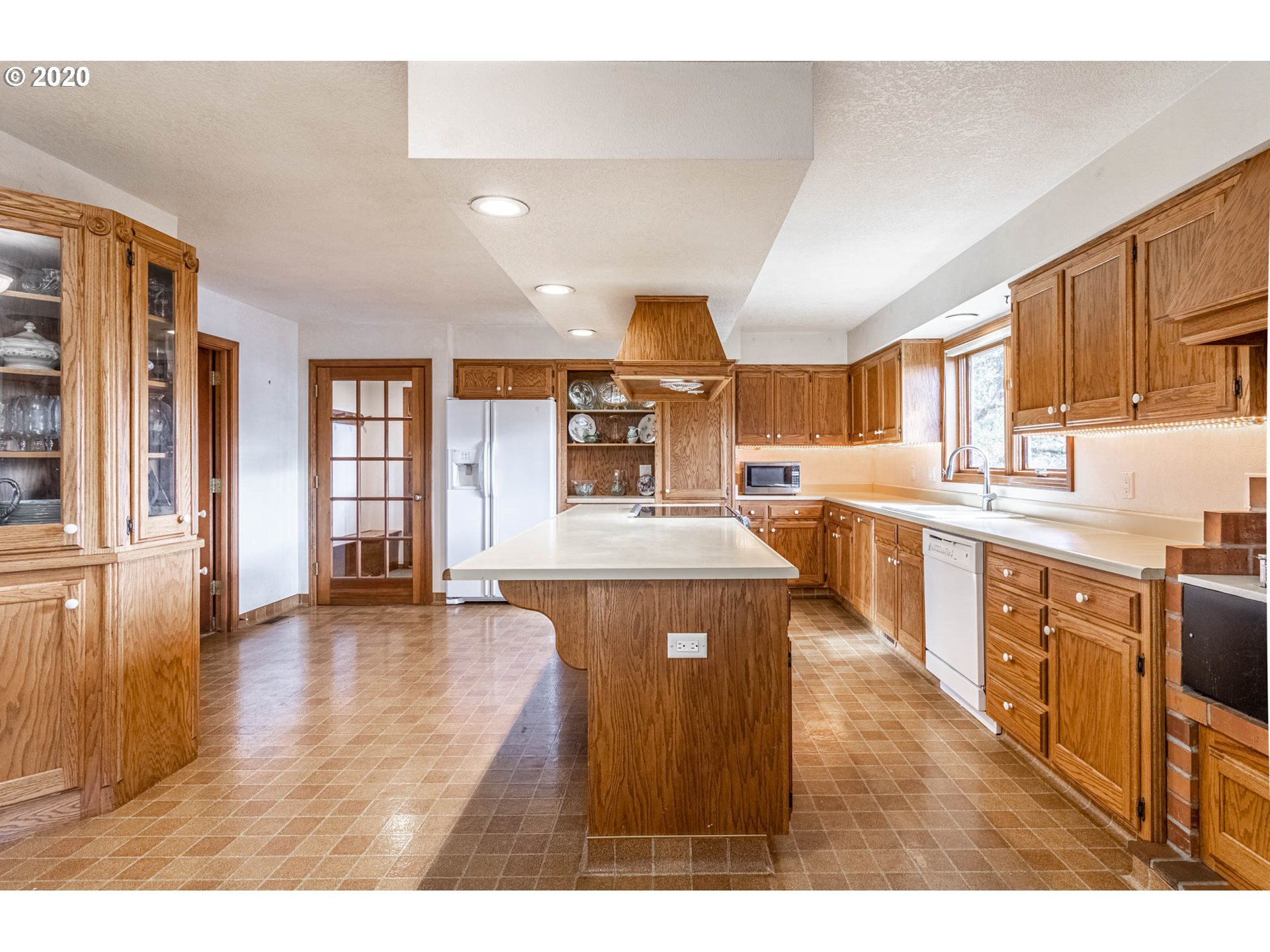 2030 Cemetery Road Cottage Grove, OR 97424 - Photo 13 of 32 Gallery Image 13