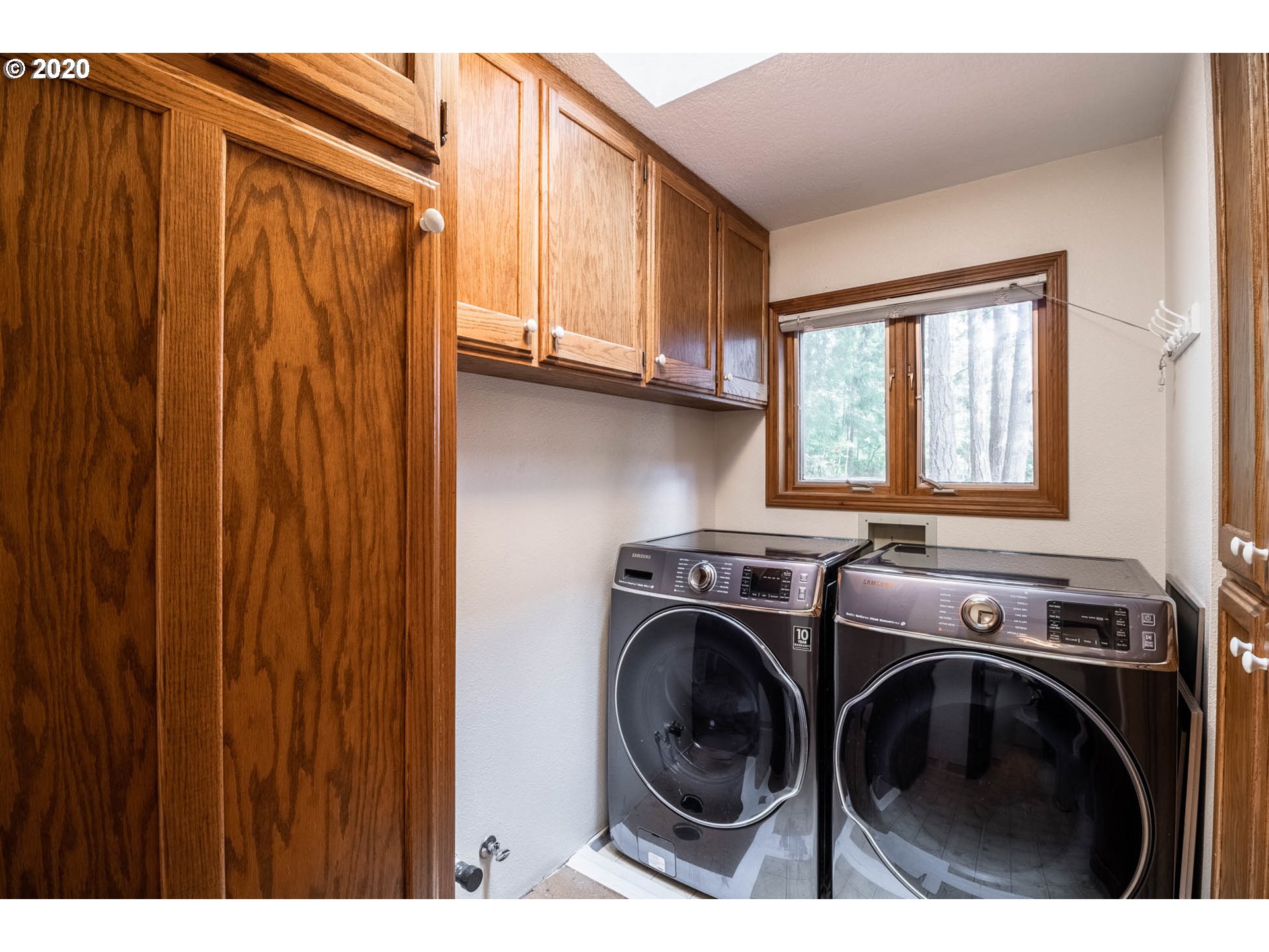 2030 Cemetery Road Cottage Grove, OR 97424 - Photo 15 of 32 Gallery Image 15