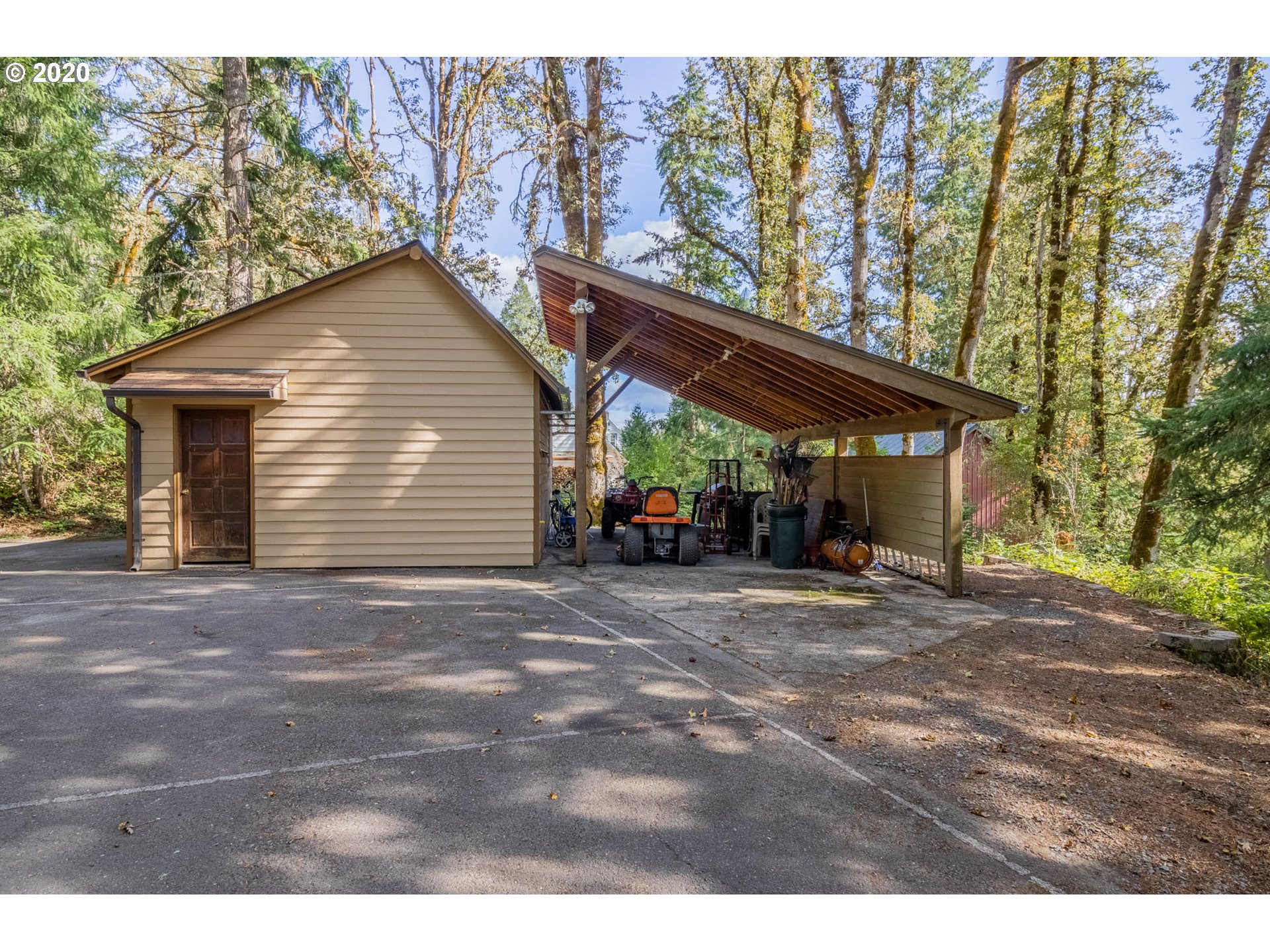 2030 Cemetery Road Cottage Grove, OR 97424 - Photo 27 of 32 Gallery Image 27
