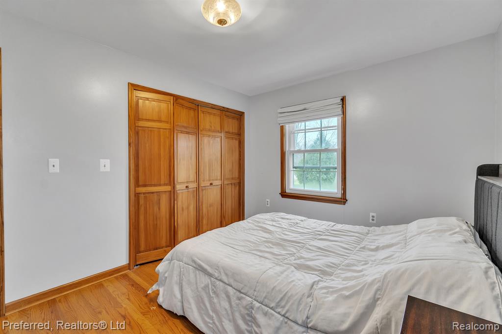 21982 Bell Road New Boston, MI 48164 - Photo 22 of 33