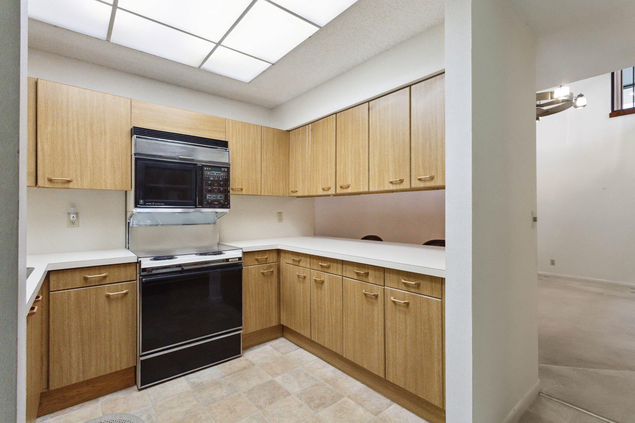 742 St Albans Drive Boca Raton, FL 33486 - Photo 15 of 46 58-web-or-mls-0E2A8212