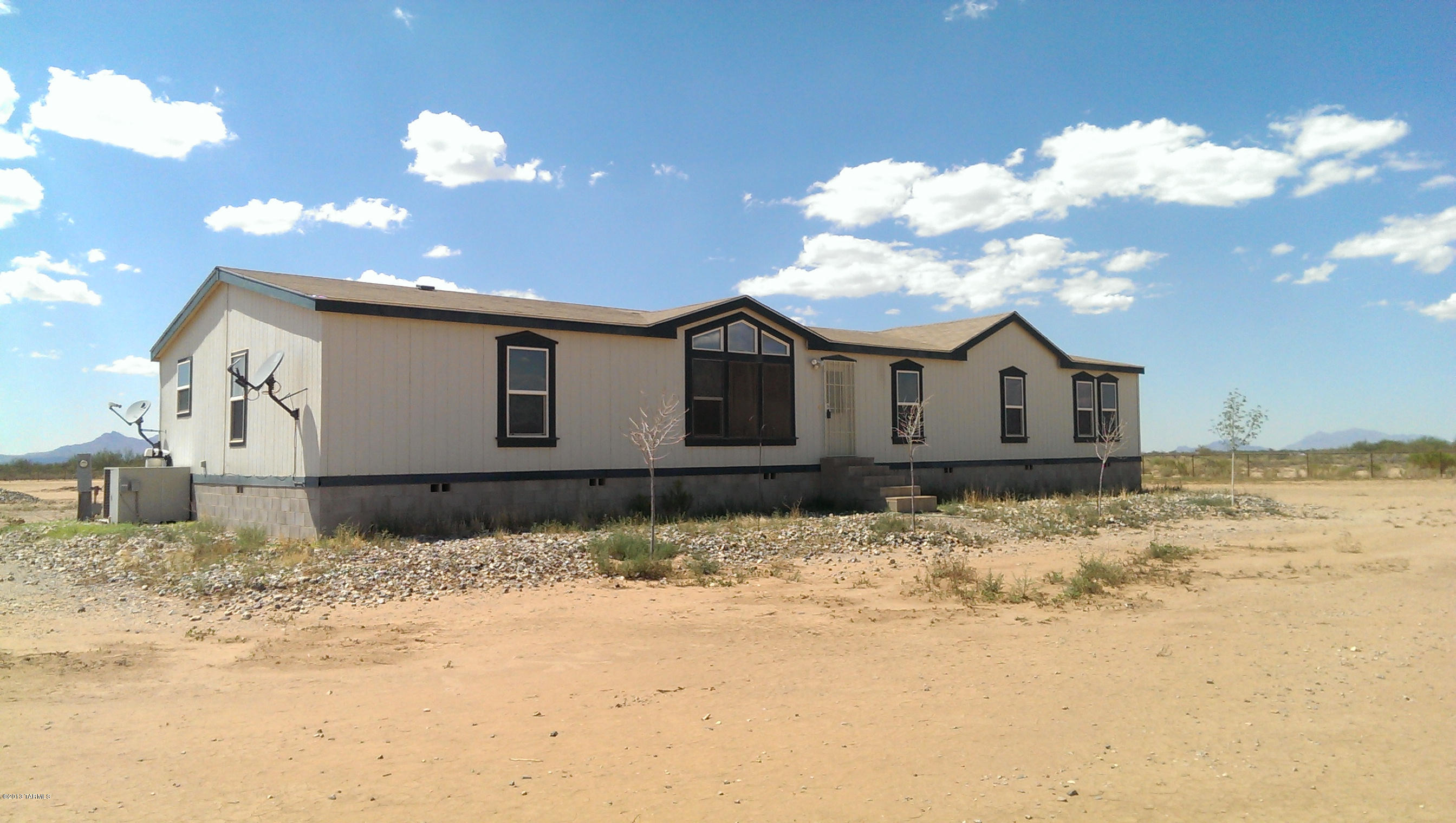 8953 Ghost Ranch Road Marana, AZ 85653 - Photo 1 of 17 Gallery Image 1