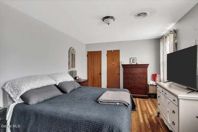 $449,900 | 39 West Sand Lake Road, North Greenbush, NY 12198