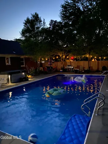 $449,900 | 39 West Sand Lake Road, North Greenbush, NY 12198