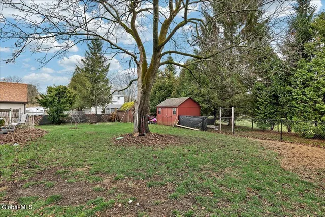 $449,900 | 39 West Sand Lake Road, North Greenbush, NY 12198