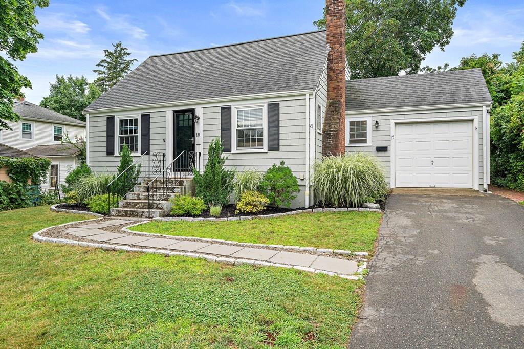 15 Devon Road Braintree, MA 02184 - Photo 2 of 20