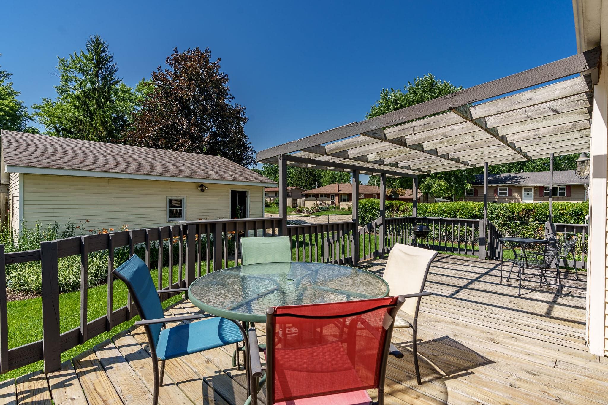2026 Merrill Street Beloit, WI 53511 - Photo 11 of 37