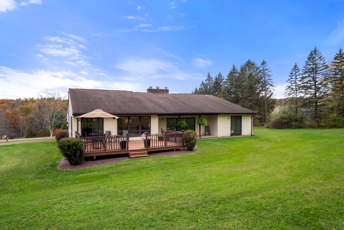115 Dorman Road Binghamton, NY 13901 - Photo 4 of 29
