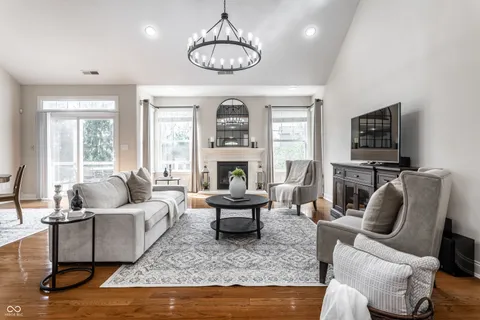 $999,900 | 3929 Andretti Drive, Zionsville, IN 46077