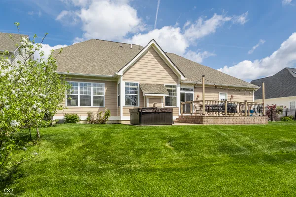 $999,900 | 3929 Andretti Drive, Zionsville, IN 46077