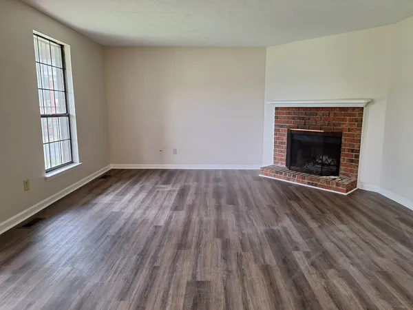 $1,525 | 206 Fawnwood Court, Nashville, TN 37207