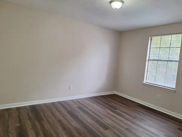 $1,525 | 206 Fawnwood Court, Nashville, TN 37207