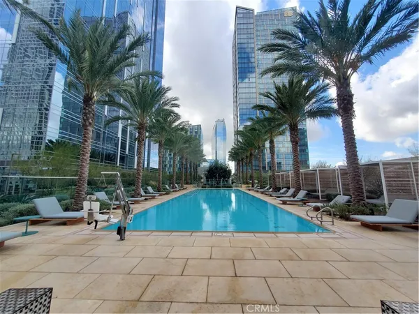 $2,500 | 877 Francisco Street, Unit 1905, Los Angeles, CA 90017