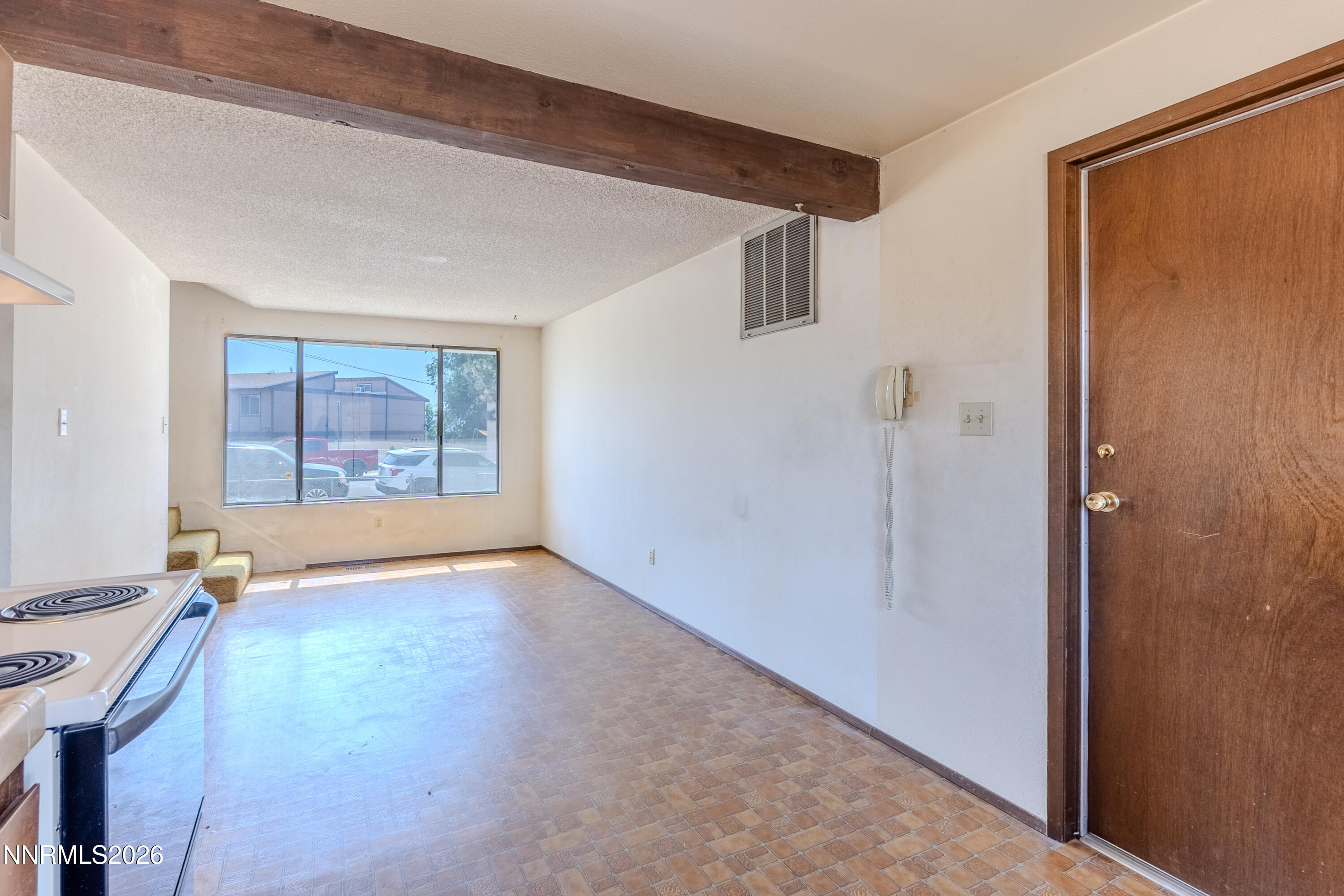 2315 Tripp Drive Reno, NV 89512 - Photo 4 of 26 DSC08354-HDR