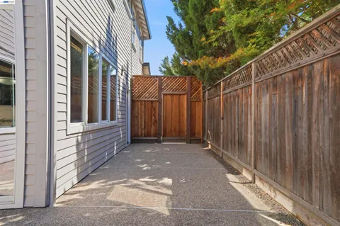 $1,125,000 | 1381 Citadelle Street, Tracy, CA 95304