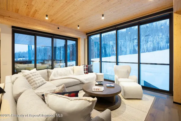 $60,000 | 180 Wood Road, Unit 302, Snowmass Village, CO 81615