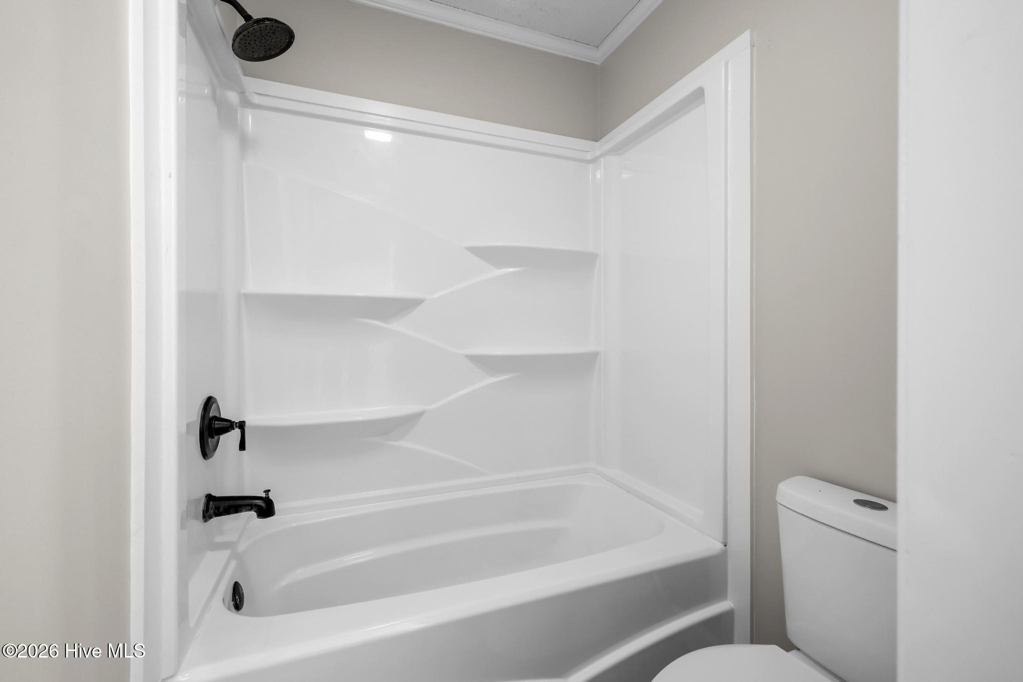 1039 Consolidated Road Elizabeth City, NC 27909 - Photo 28 of 49 Hall bath w/ new tub/shower