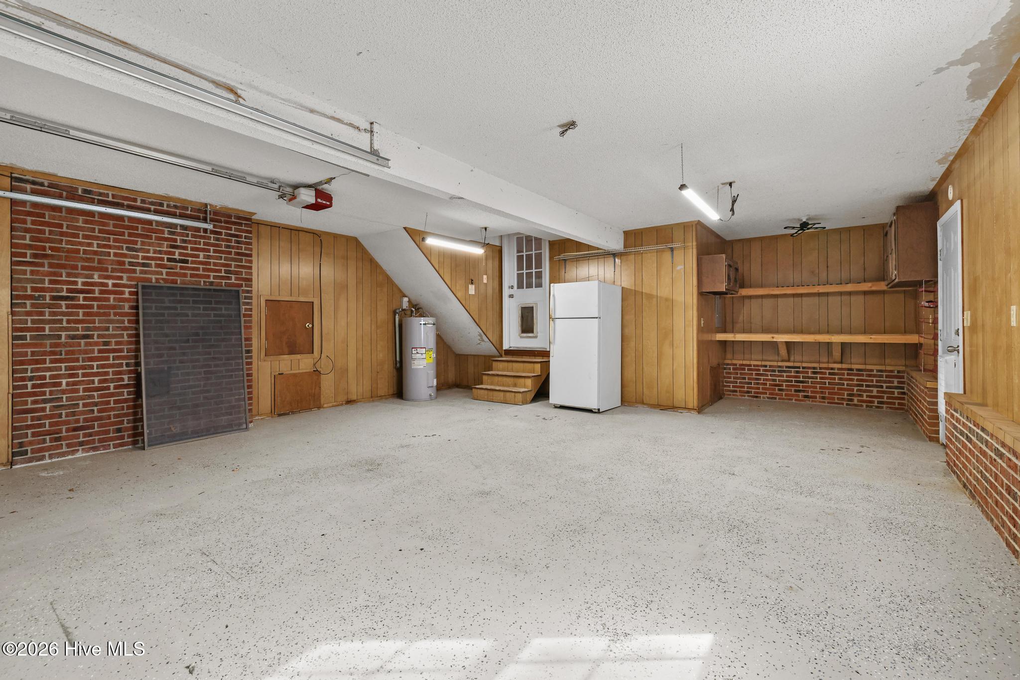 1039 Consolidated Road Elizabeth City, NC 27909 - Photo 39 of 49 garage work area