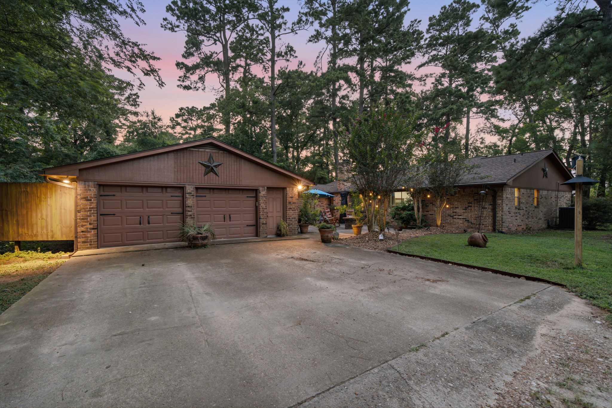 9905 Kleppel Road Tomball, TX 77375 - Photo 7 of 37 Primary Residence nestled on 1.5 Acres
