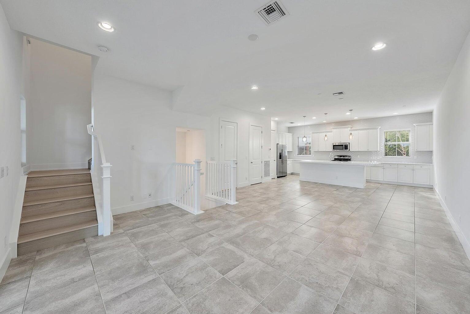 12959 Alton Road Palm Beach Gardens, FL 33418 - Photo 12 of 30 20241221072943095101000000-o