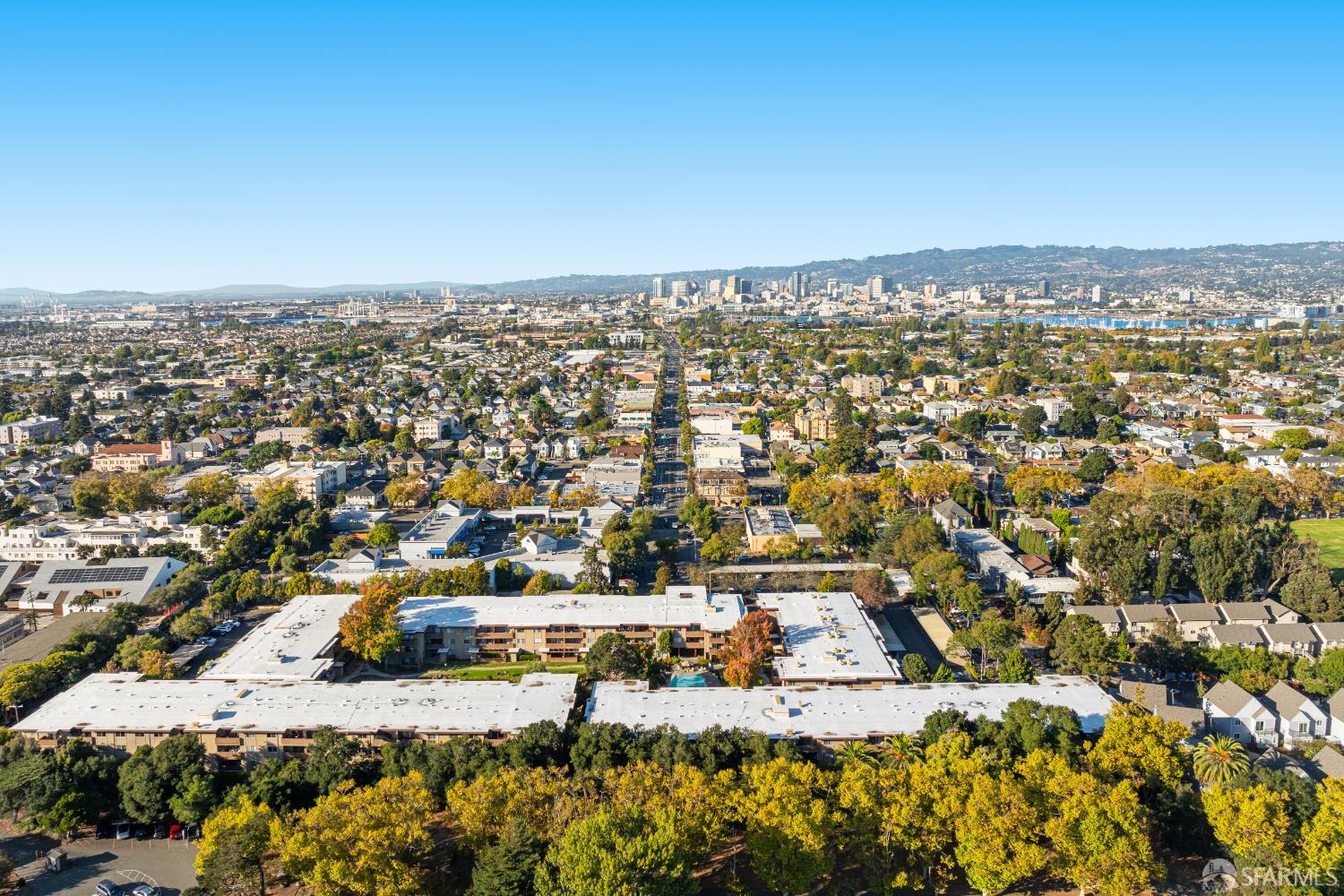 1327 Webster Street, Unit B210 Alameda, CA 94501 - Photo 52 of 55 an aerial view of a city with lots of residential buildings