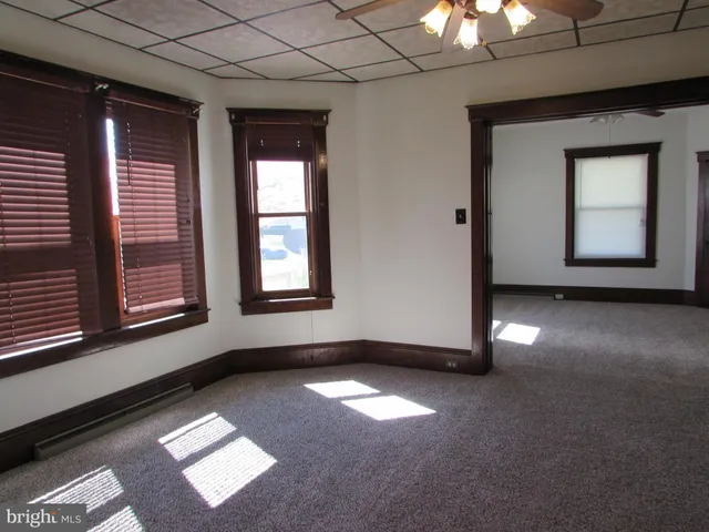 $1,400 | 33 North Kinzer Road, Kinzers, PA 17535